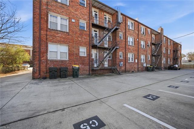 742 Washington Park Apt C1, Norfolk, VA 23517