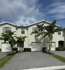 4303 HAMMOCK GROVE Drive, Greenacres, FL 33467