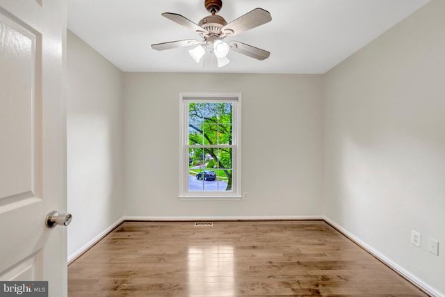 8304 LINDSIDE WAY, Springfield, VA 22153