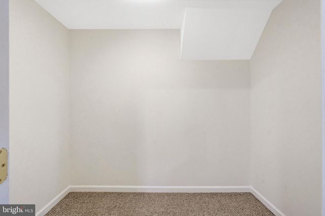 8304 LINDSIDE WAY, Springfield, VA 22153