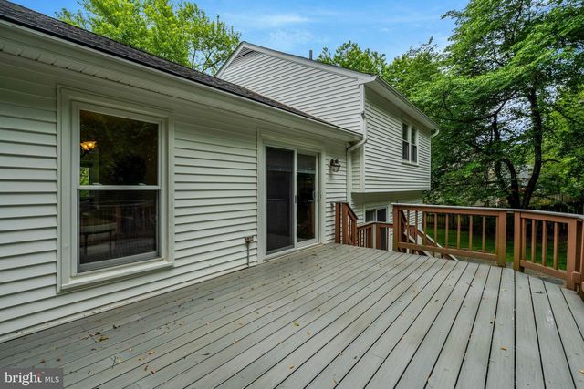8304 LINDSIDE WAY, Springfield, VA 22153