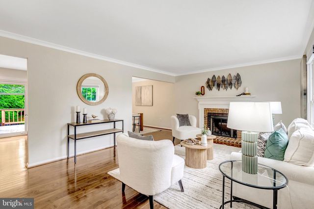 8304 LINDSIDE WAY, Springfield, VA 22153
