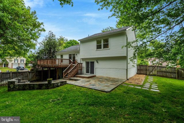8304 LINDSIDE WAY, Springfield, VA 22153