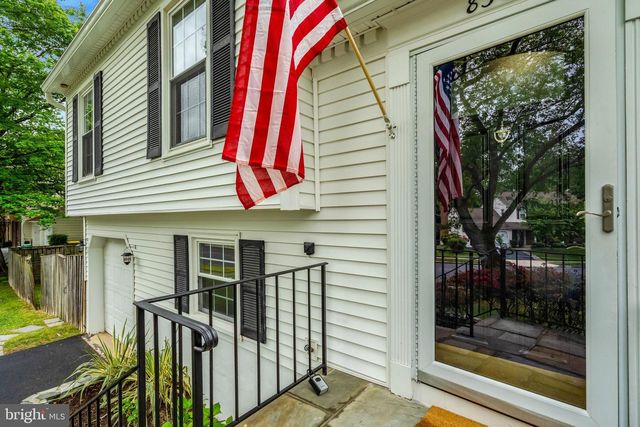 8304 LINDSIDE WAY, Springfield, VA 22153
