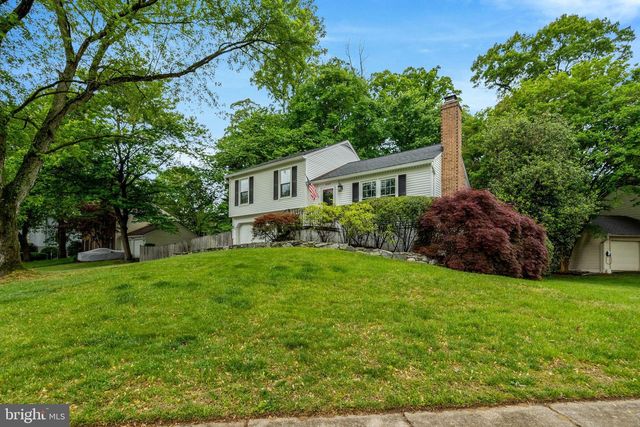 8304 LINDSIDE WAY, Springfield, VA 22153