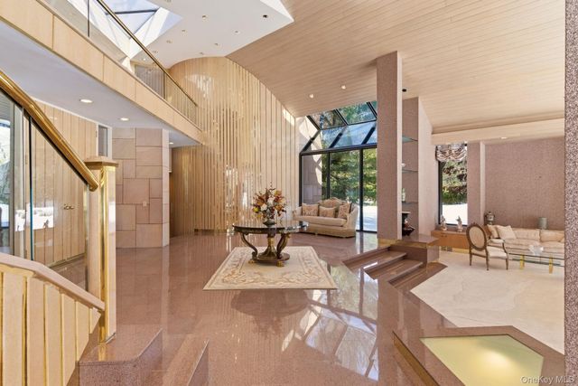 101 Wheatley Road, Old Westbury, NY 11568