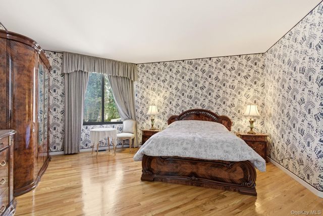 101 Wheatley Road, Old Westbury, NY 11568