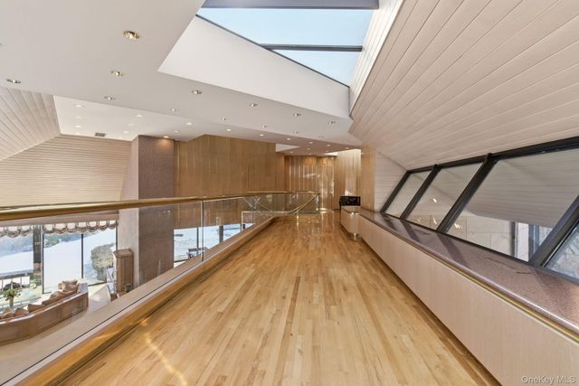 101 Wheatley Road, Old Westbury, NY 11568