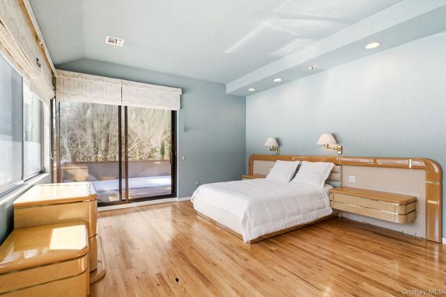 101 Wheatley Road, Old Westbury, NY 11568