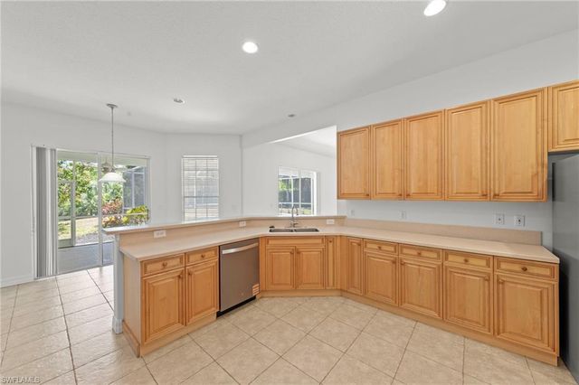 9623 Springlake CIR, Estero, FL 33928