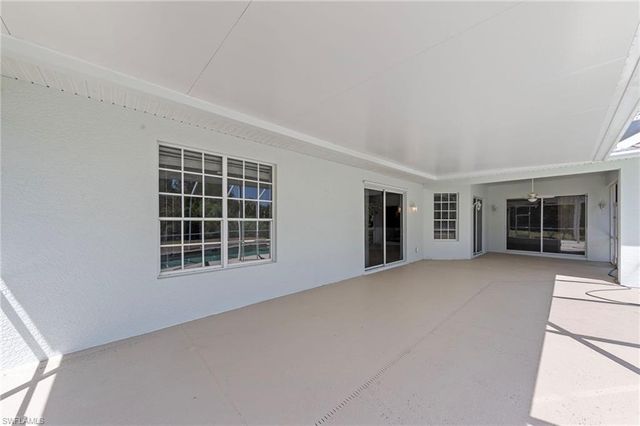 9623 Springlake CIR, Estero, FL 33928