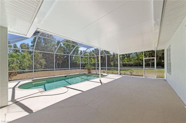 9623 Springlake CIR, Estero, FL 33928