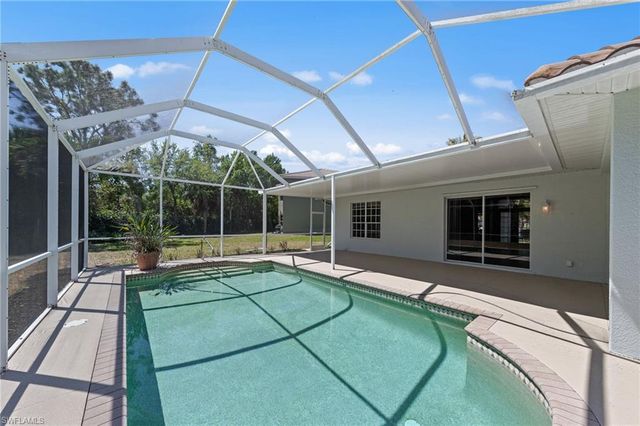 9623 Springlake CIR, Estero, FL 33928