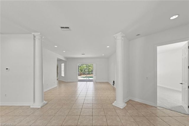 9623 Springlake CIR, Estero, FL 33928