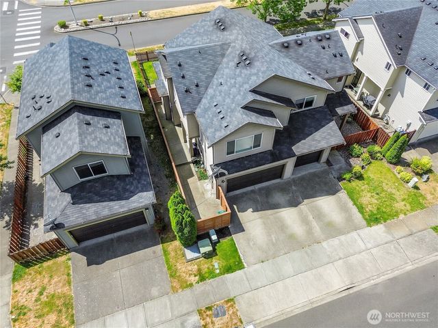 990 43rd Court NE, Auburn, WA 98002