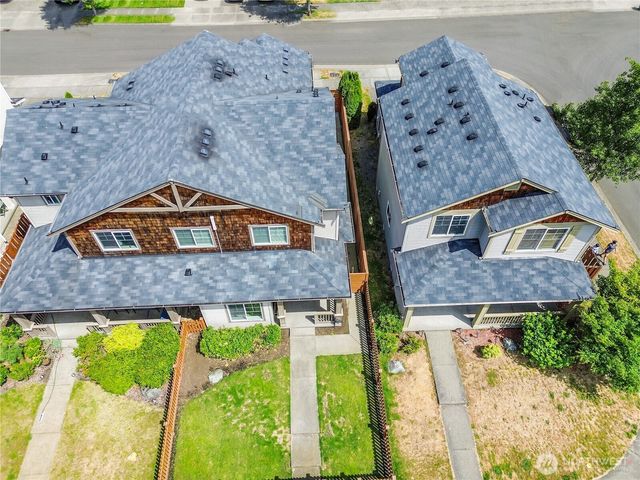 990 43rd Court NE, Auburn, WA 98002