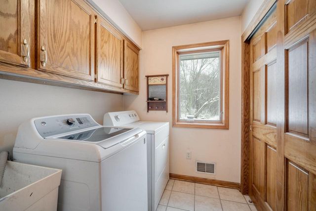 W127S9686 Scott Krause DRIVE, Muskego, WI 53150