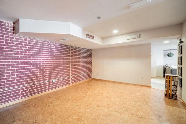 W127S9686 Scott Krause DRIVE, Muskego, WI 53150