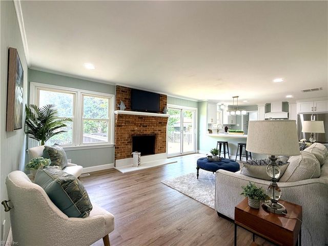 5304 Gale DR, Virginia Beach, VA 23464