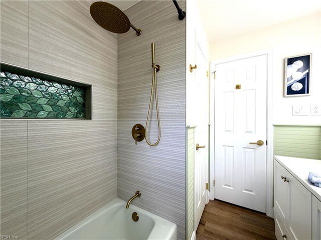 5304 Gale DR, Virginia Beach, VA 23464