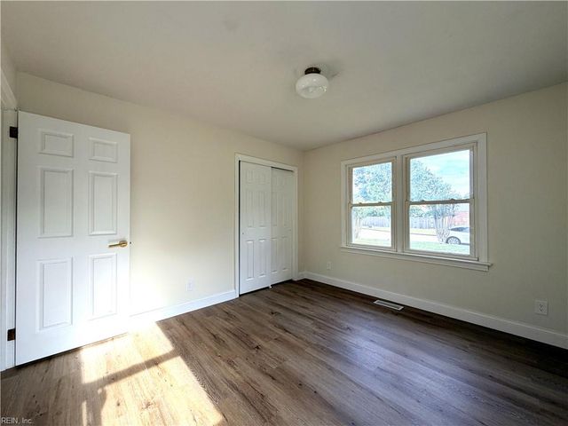 5304 Gale DR, Virginia Beach, VA 23464