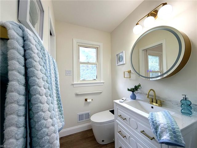 5304 Gale DR, Virginia Beach, VA 23464