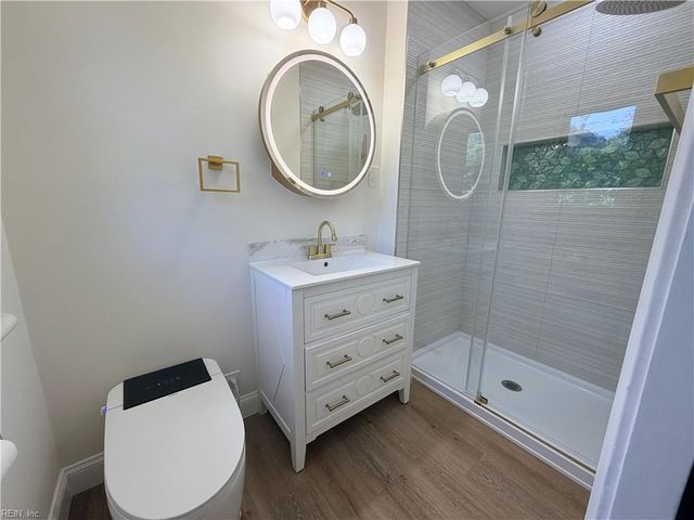 5304 Gale DR, Virginia Beach, VA 23464