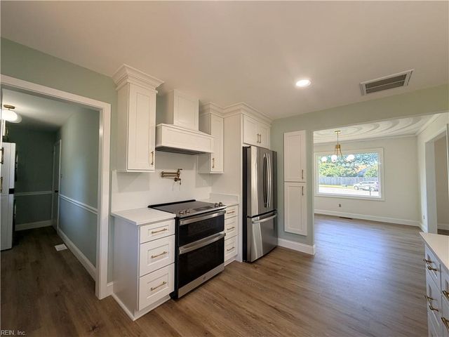 5304 Gale DR, Virginia Beach, VA 23464