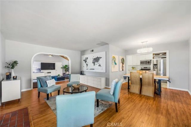 2956 Ladoga Avenue, Long Beach, CA 90815