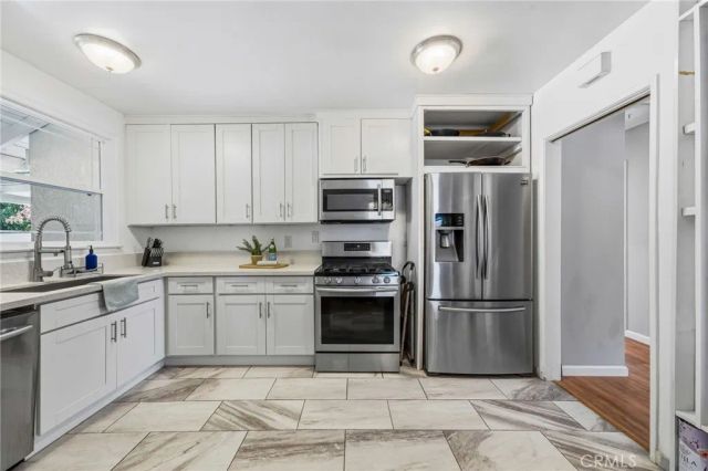 2956 Ladoga Avenue, Long Beach, CA 90815