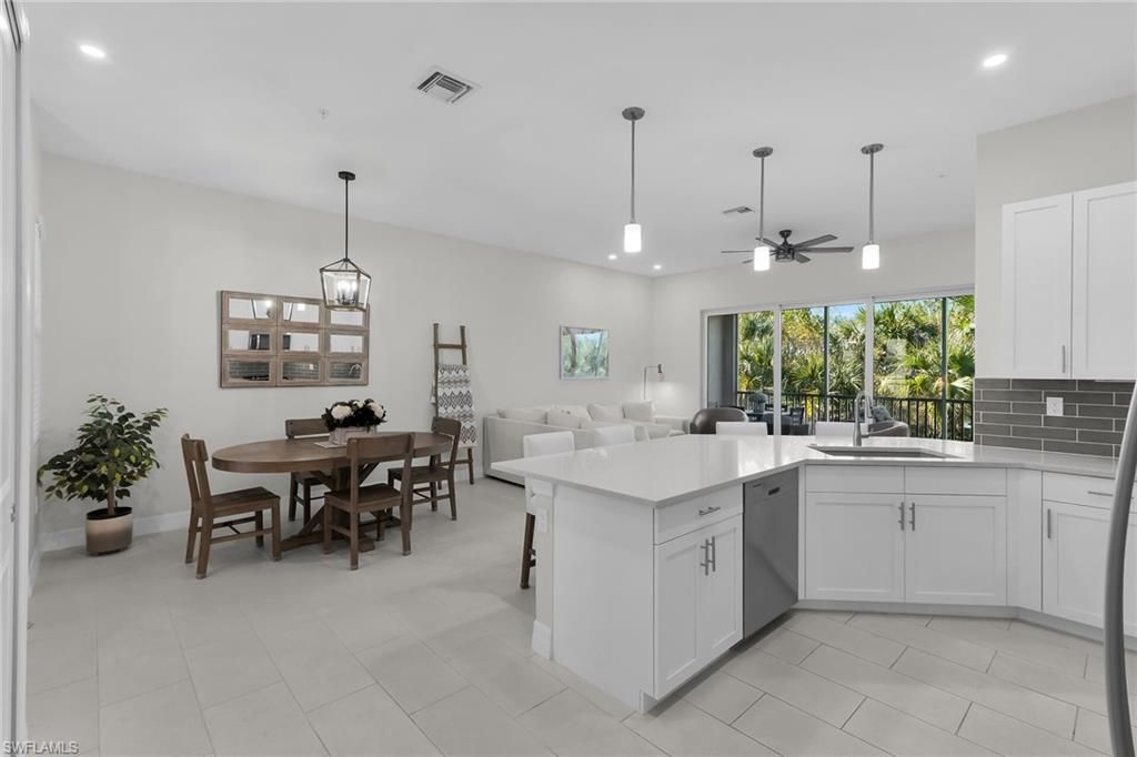 268 Indies DR E 202, NAPLES, FL 34114 — photo 5