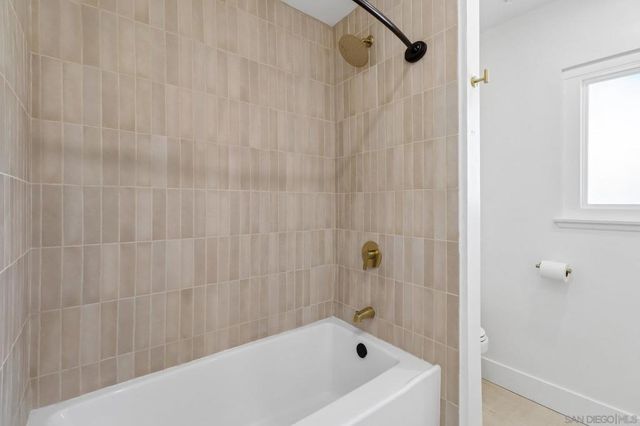 16763 Pinata, San Diego, CA 92128
