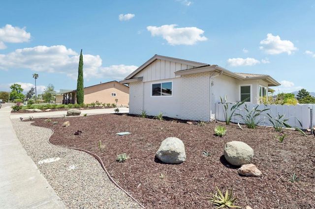 16763 Pinata, San Diego, CA 92128