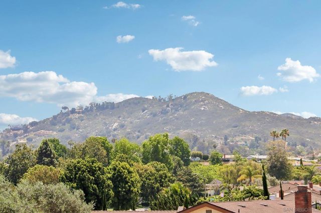 16763 Pinata, San Diego, CA 92128