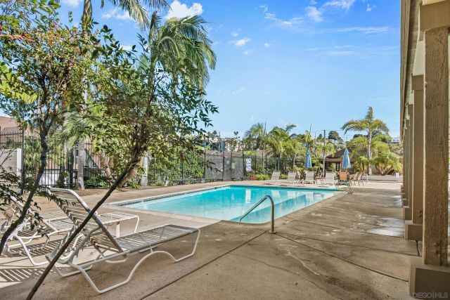 4061 Caminito Dehesa, San Diego, CA 92107