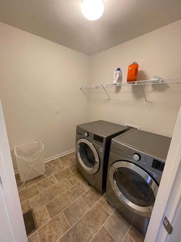 43590 Chancellor Lane, Novi City, MI 48375