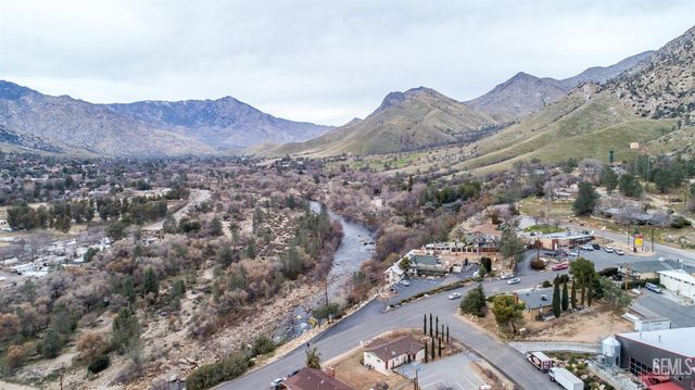 112 Buena Vista Drive, Kernville, CA 93238