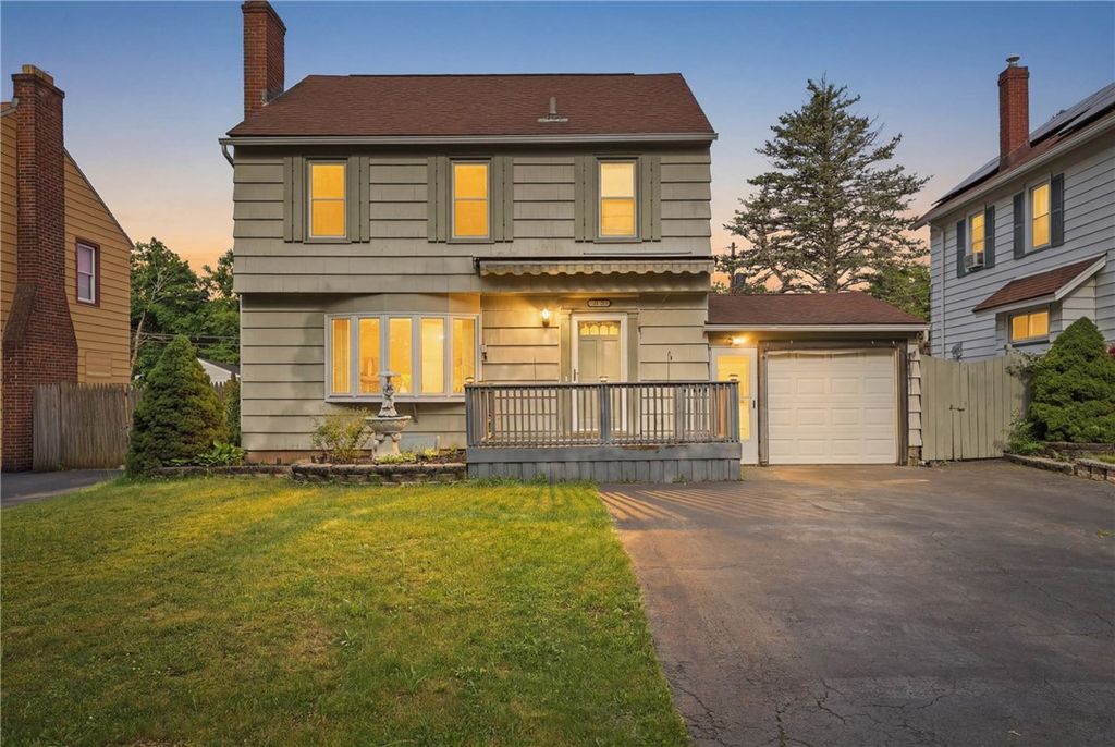 53 Woodman Park, Irondequoit, NY 14609