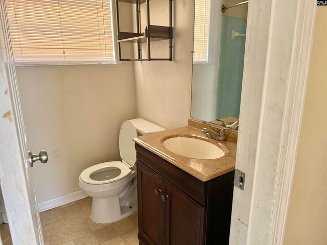5834 Old Leesburg Road, Hopkins, SC 29061
