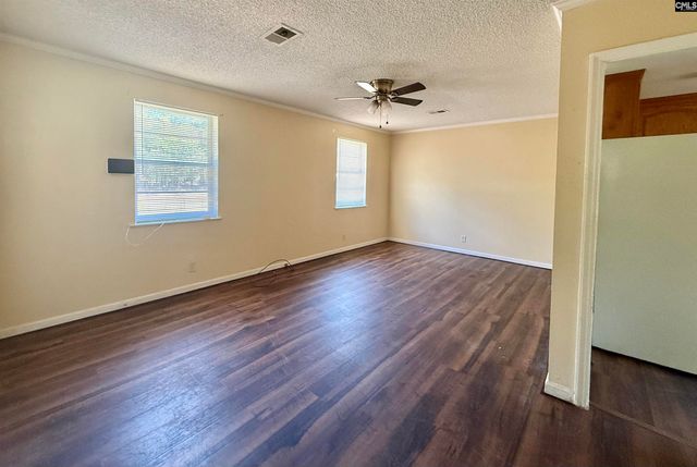 5834 Old Leesburg Road, Hopkins, SC 29061