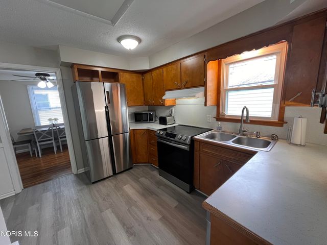 2026 Kensington Road, Toledo, OH 43607