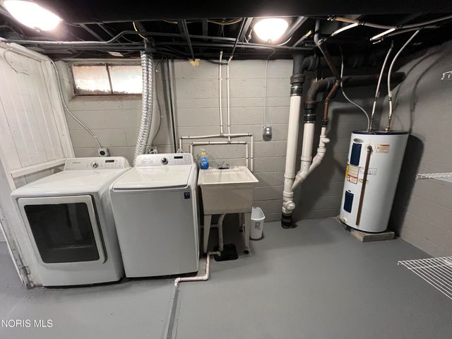 2026 Kensington Road, Toledo, OH 43607