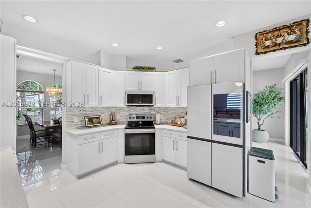 12617 NW 23rd St, Pembroke Pines, FL 33028