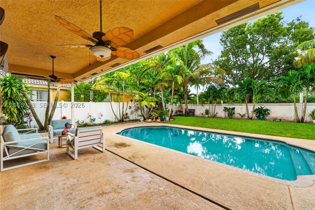 12617 NW 23rd St, Pembroke Pines, FL 33028