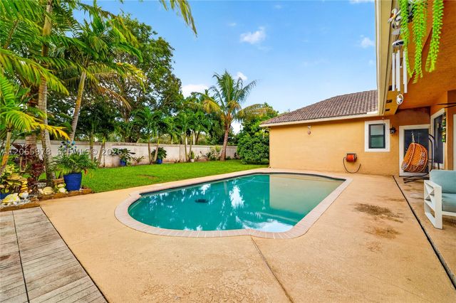 12617 NW 23rd St, Pembroke Pines, FL 33028