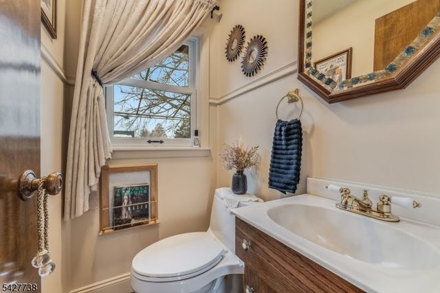 106 Liggett Blvd, Pohatcong Twp., NJ 08865