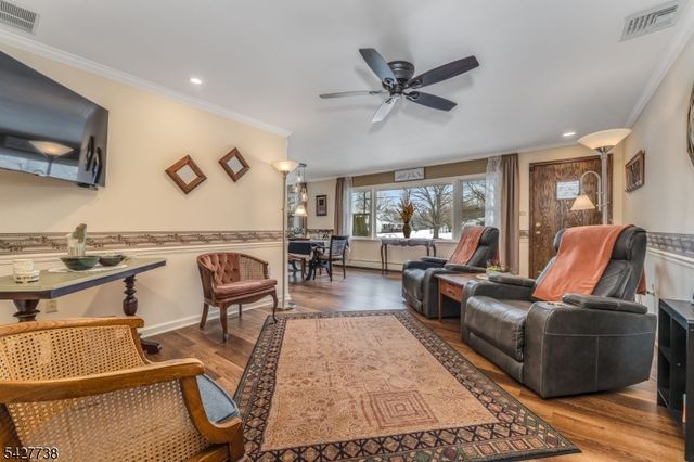 106 Liggett Blvd, Pohatcong Twp., NJ 08865