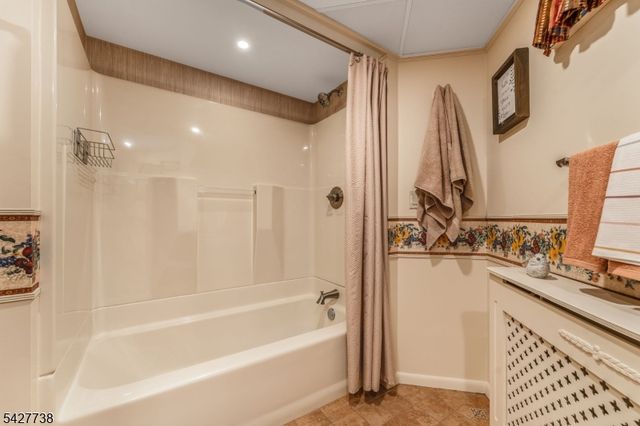 106 Liggett Blvd, Pohatcong Twp., NJ 08865