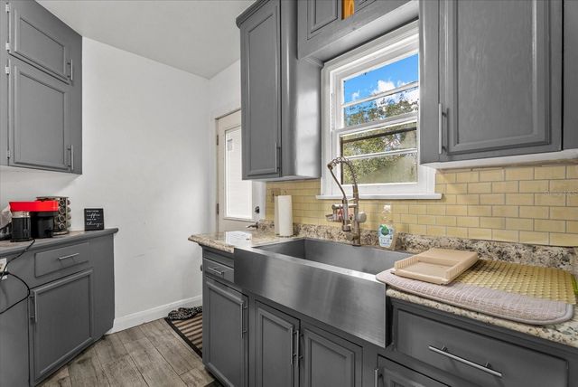 214 N HABANA AVENUE, Tampa, FL 33609