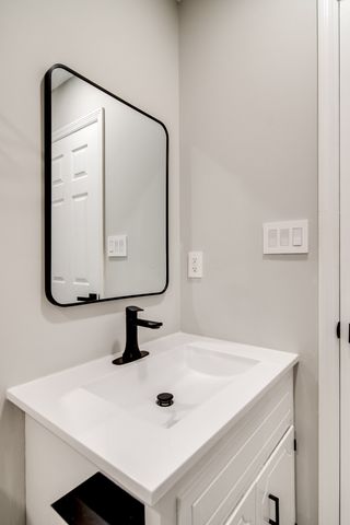 1016 Swift Dr Apt A, Clarksville, TN 37040